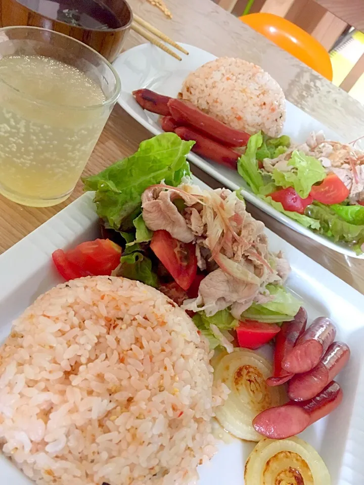 遅く起きた朝のランチ|菅原 啓史さん