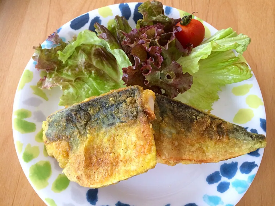 塩鯖のカレー風味焼き|むしくんさん