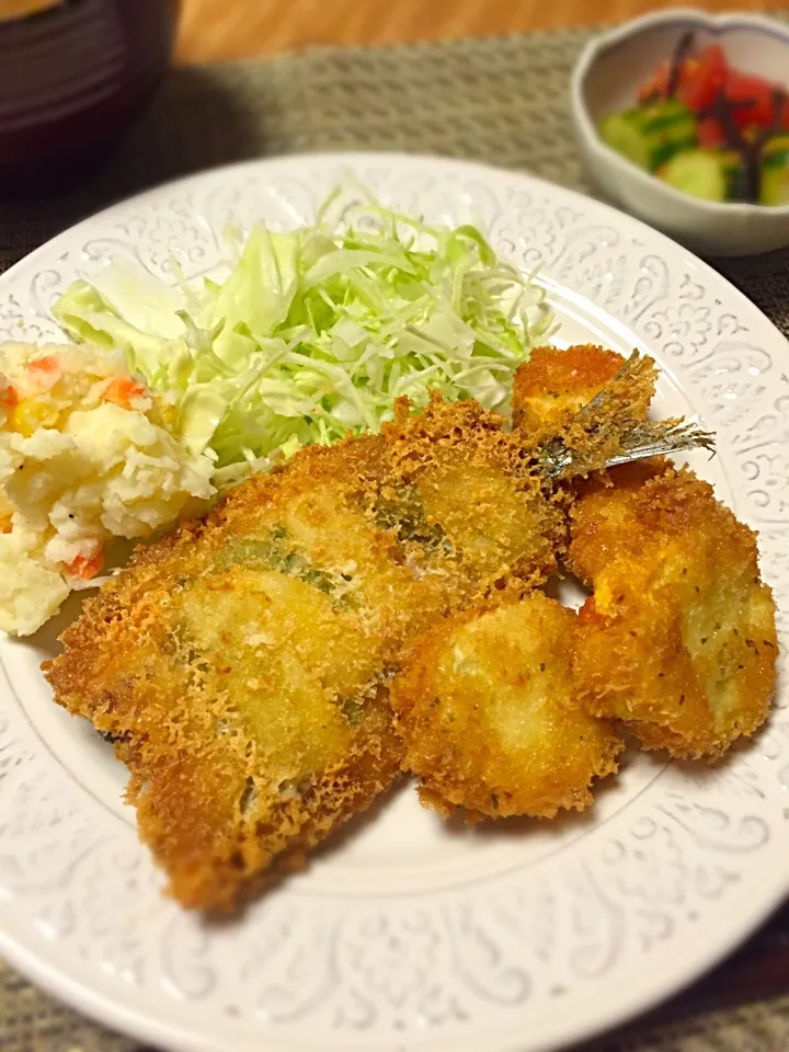 Snapdishの料理写真:梅雨いわしの梅しそチーズとズッキーニのフライ|Sakikoさん