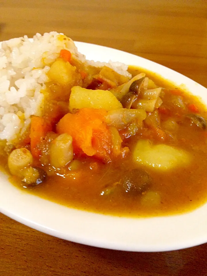 Snapdishの料理写真:コロコロ野菜のコンソメ煮〜のカレーライス🍛カレールー無しでヘルシー|まいりさん