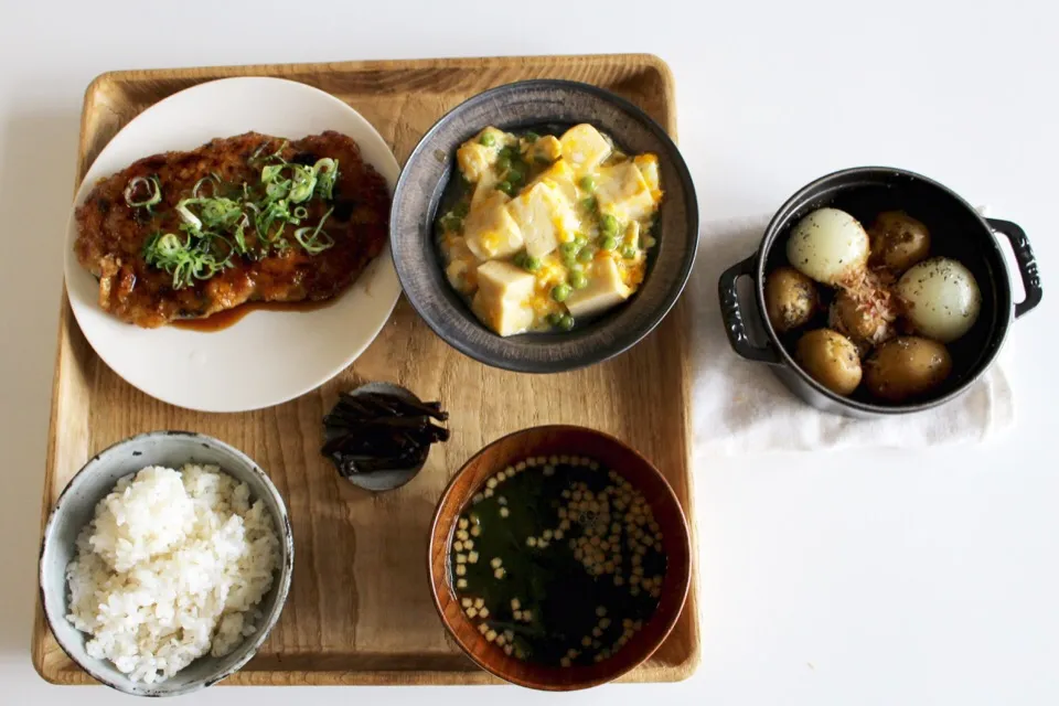 今日の昼ごはん
豆腐たくさん😁|もも太郎さん