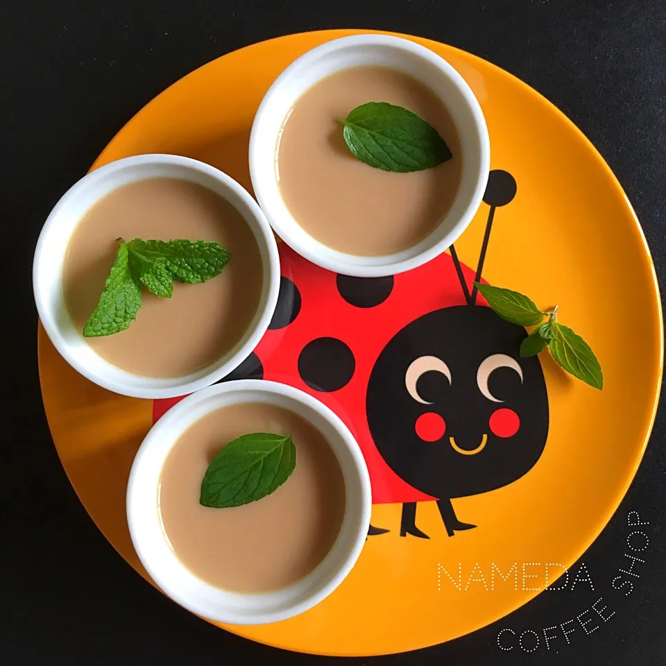 ナメダ珈琲店・本日の茶菓子☆チャイプリン🇮🇳ʕ-̼͡-ʔ🍮🐞|七海さん