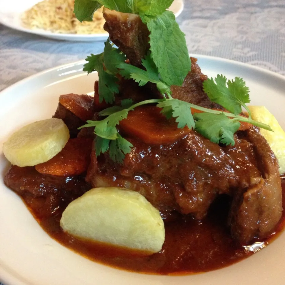 Braised Lambshank In Spicy Dark Stew.|Joha Hassanさん