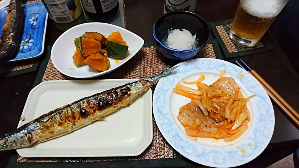 秋刀魚の塩焼き&カボチャの煮付け&大根おろし&焼き肉|まぐろさん