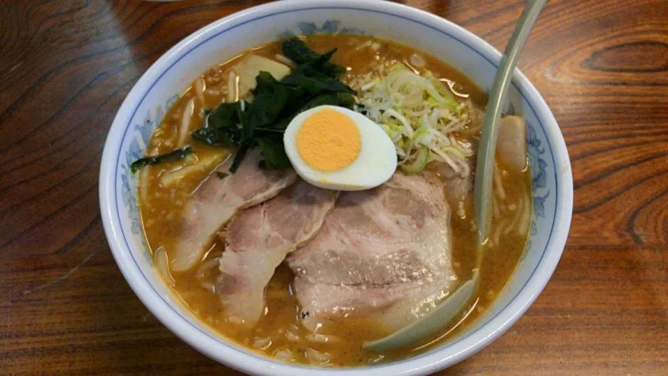 Snapdishの料理写真:味噌ラーメン|utayataさん