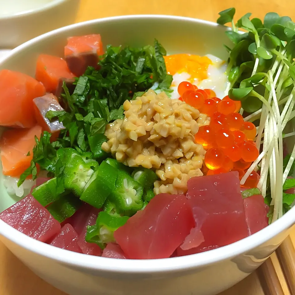 のっけ丼😋|川村大作さん