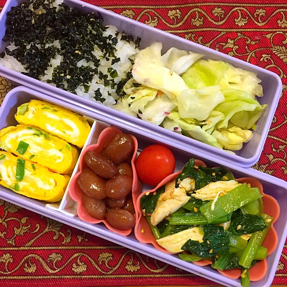 鶏ささみと小松菜のカレードレッシング和えとわかめご飯弁当|もえさん