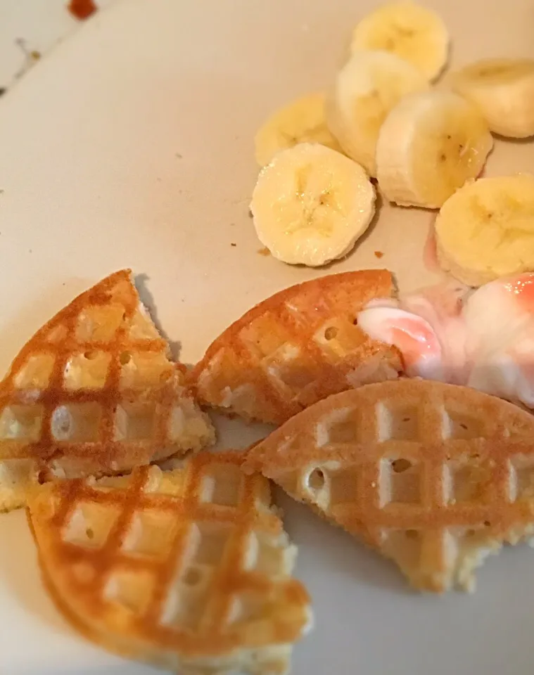 Waffles and bannana|bovis homesさん