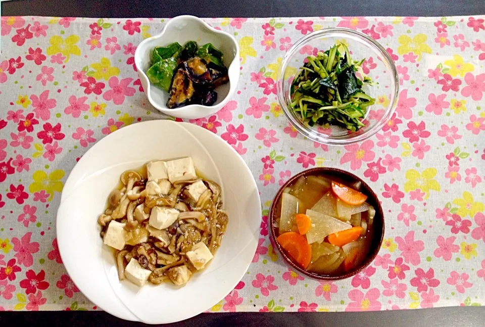 ベジ料理♡きのこの麻婆のご飯|みよさん