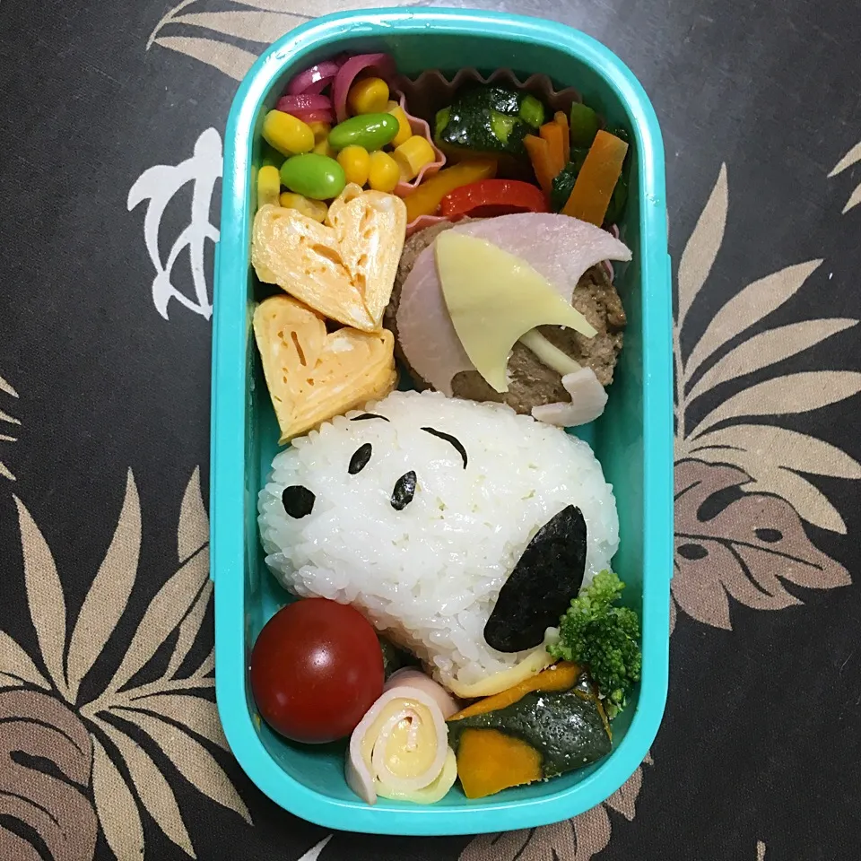 娘弁当
snoopyの梅干しおにぎりとハンバーグ|かずみさん