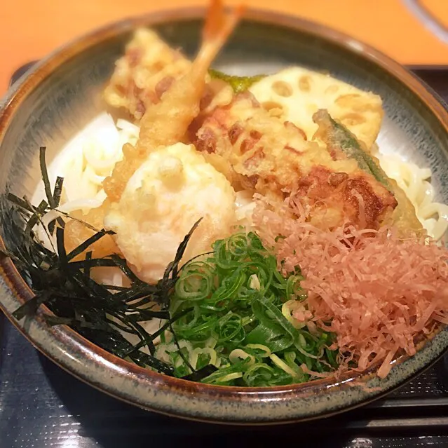 ちく玉ぶっかけうどん|くぅさん