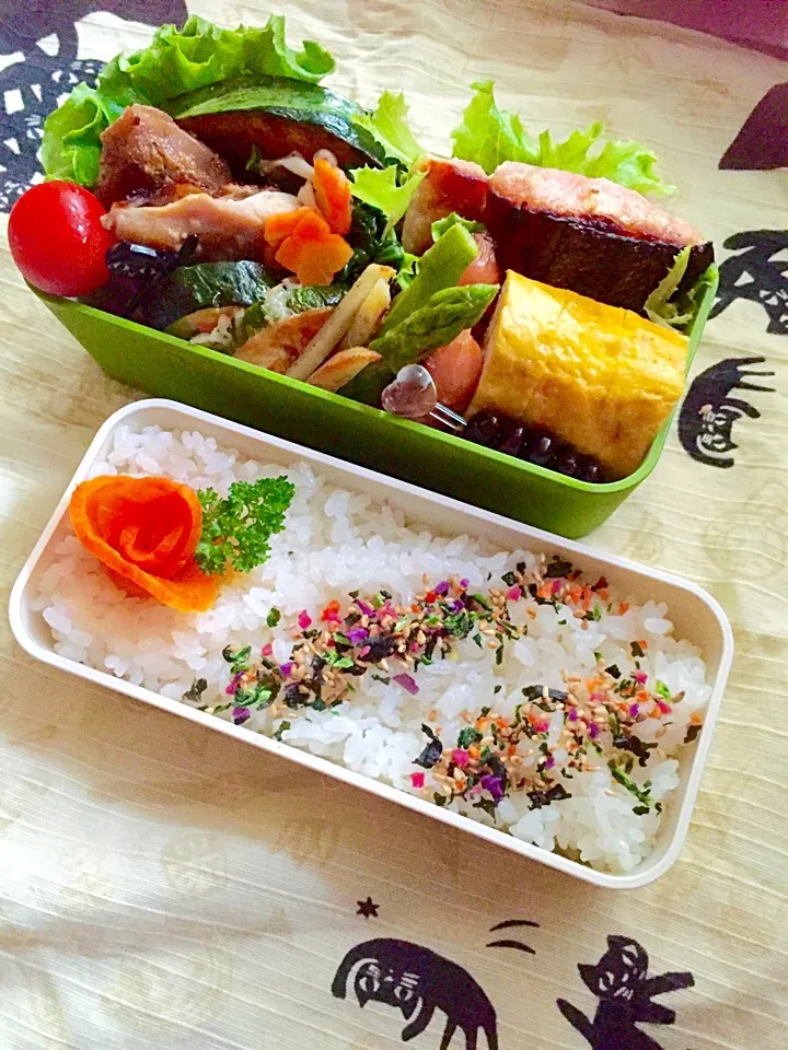 まごわやさしい弁当
週末…今週も頑張って作りました
たまには…手抜きで(；一_一)|kiyomi sakuraiさん