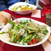 Snapdishの料理写真:vapiano specialty: insalata di asparago 🍴🍷👍|CatzeMDさん