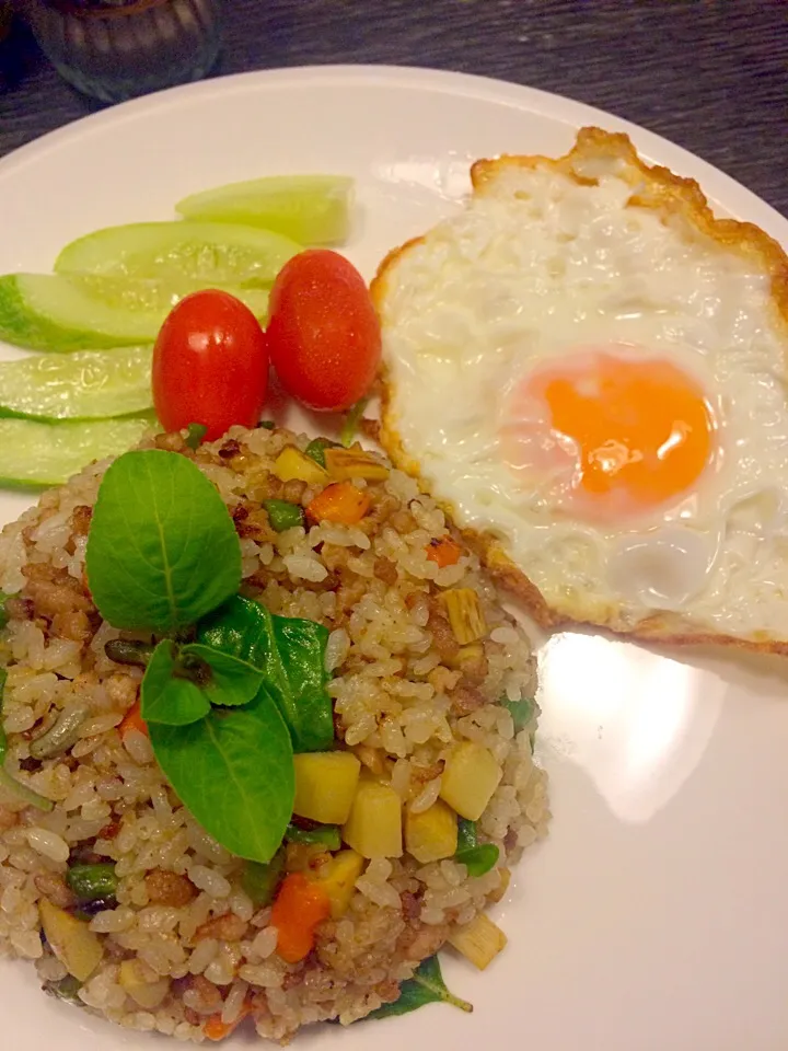 kraprao, bambooshoot, cowpea, carrot and minced pork fried rice ข้าวผัดตามใจฉัน|SaSaさん