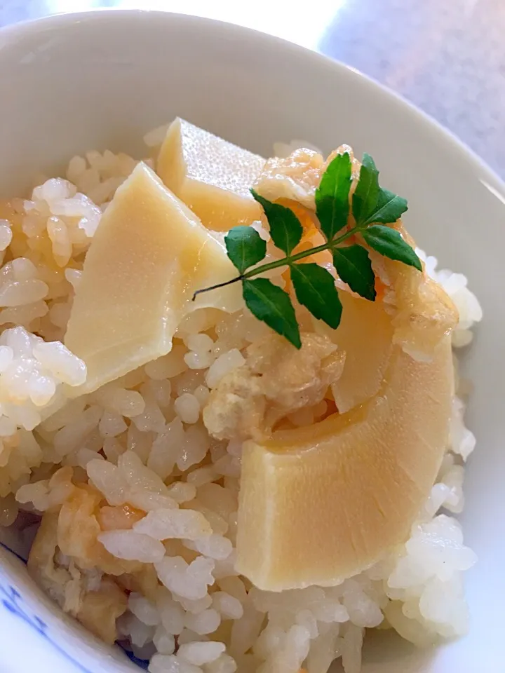 Snapdishの料理写真:たけのこご飯〜😋|てんてんさん