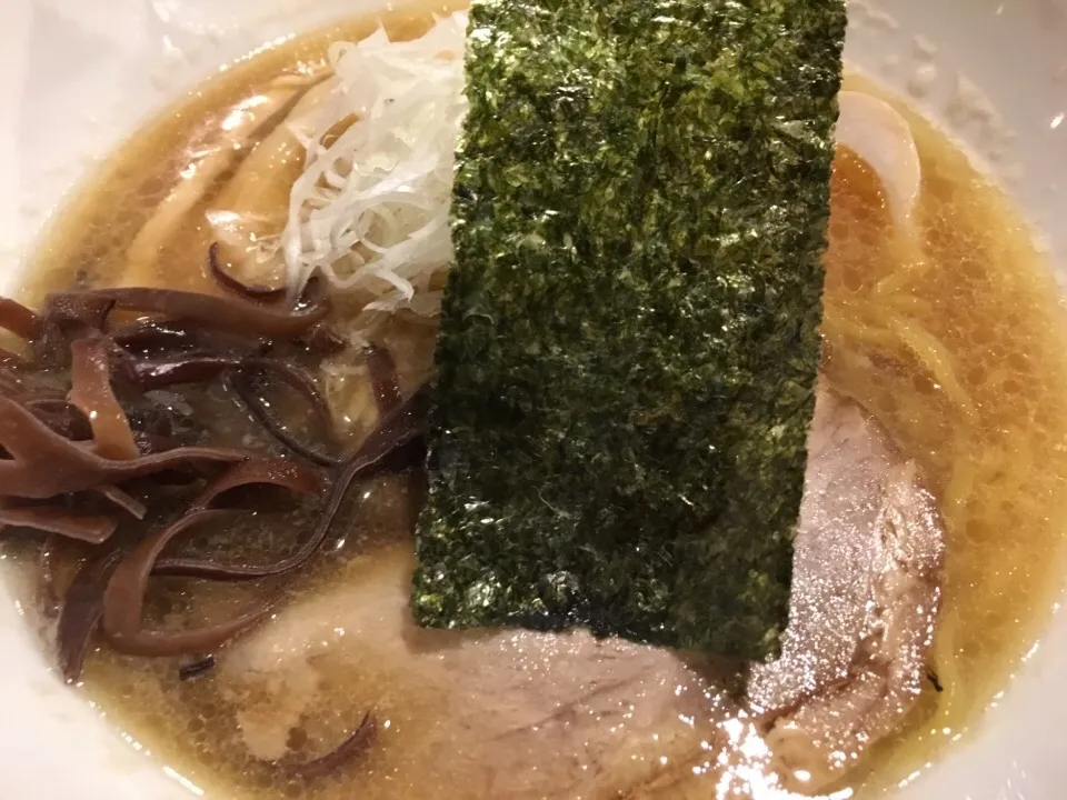 札幌ハレル屋の濃く醤油ラーメン|フージさん