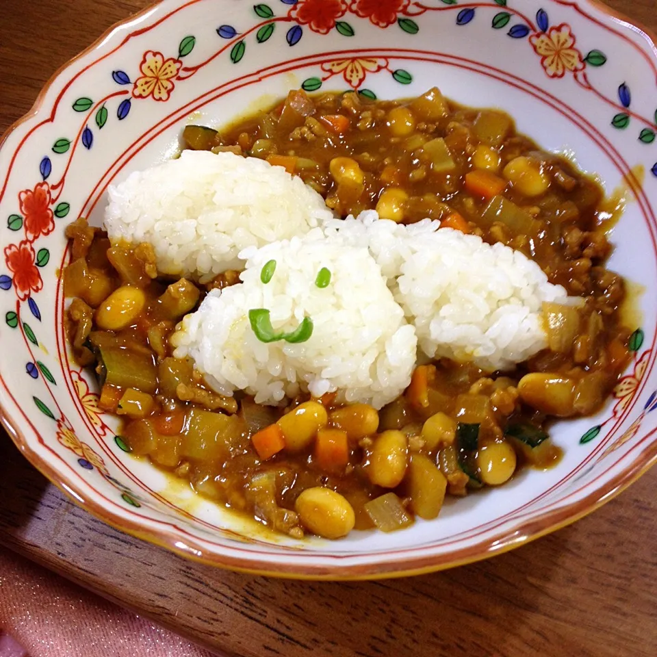 Snapdishの料理写真:シナモンのデコカレー♪むすめ作♪|♪なつぱんだ♪さん