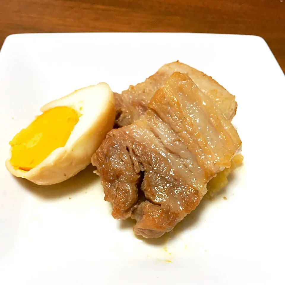 Snapdishの料理写真:炊飯器で簡単豚の角煮|May reeさん