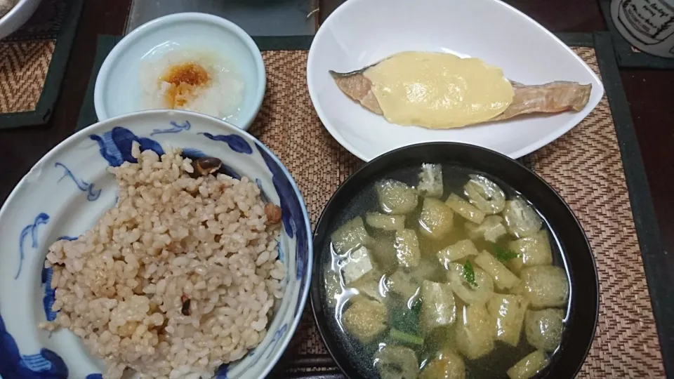 Snapdishの料理写真:鮭からしマヨネーズ&大根おろし&大根の味噌汁|まぐろさん