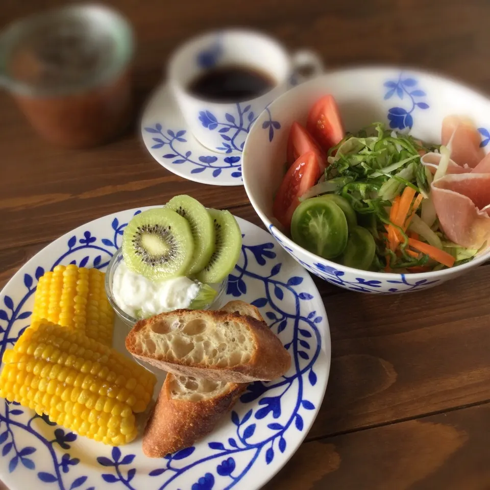 Snapdishの料理写真:今日の朝ごはん|ぺんぎんさん