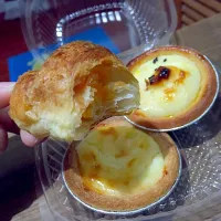 Salted Egg Lava Croissant //  Original Cheese Tart // Golden Lava Cheese Tart by #breadtalk|Andrea Teeheeさん