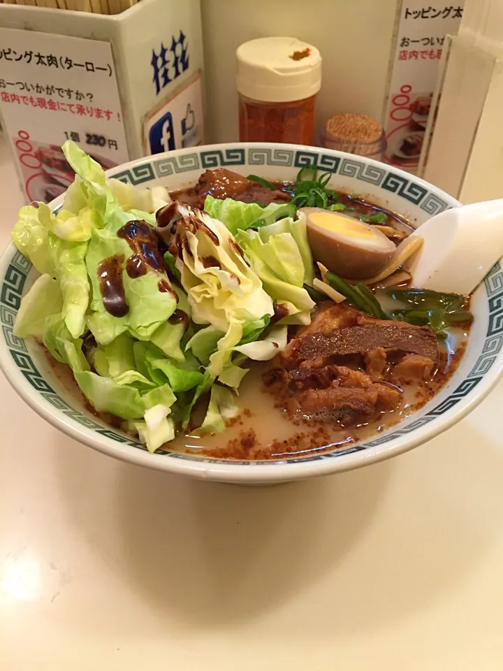 Snapdishの料理写真:太肉麺|山内博之さん