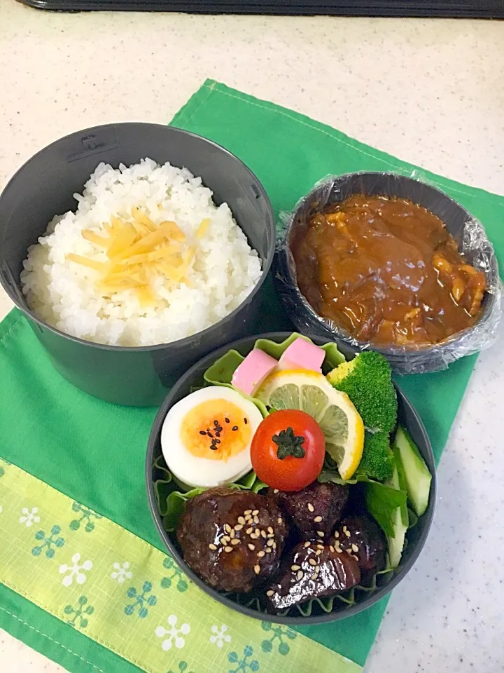 高校男子弁当🍛
✴︎カレー
✴︎豚団子甘酢和え
✴︎ブロッコリー、かまぼこ
✴︎ゆで卵|emisanさん