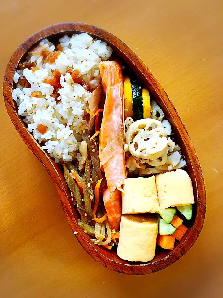 今日のお弁当♥︎
ミツカン酢入りきんぴら
レモン酢ピクルス|ゆかさん