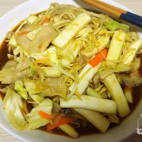 Snapdishの料理写真:こんにゃく麺のヘルシーカレー焼きそば|食レポ エステオヤジ @高石さん