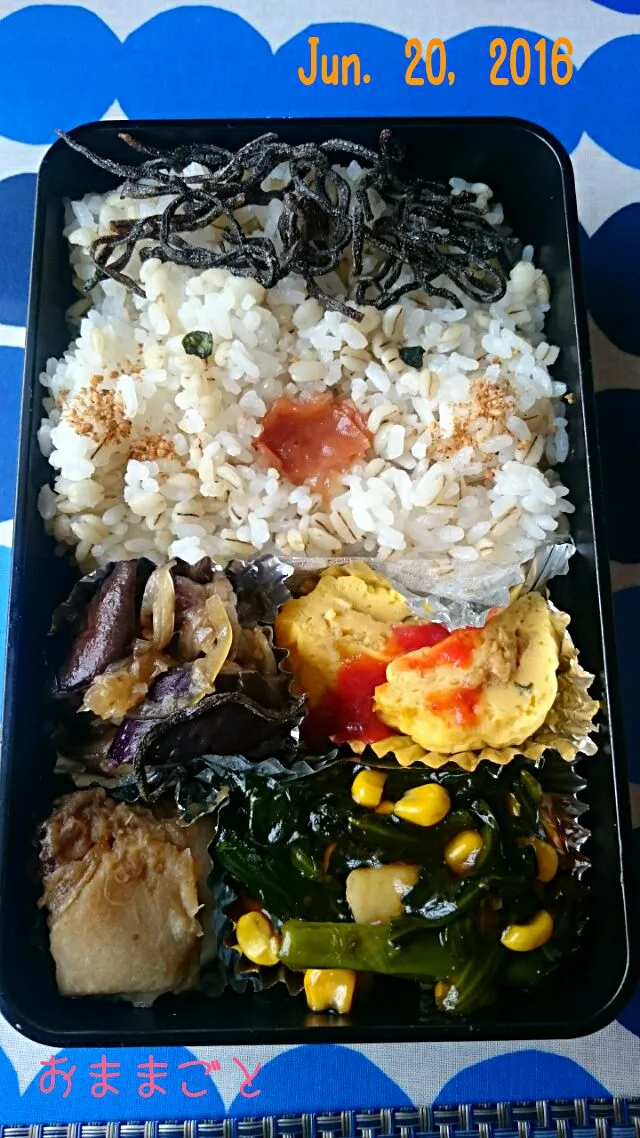 Snapdishの料理写真:旦那様お弁当 2016*06*20 #お弁当 まんぞーさんの似顔絵ご飯を試させていただきました(*´ω｀*)|kanao3さん