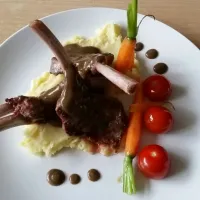 Lamb rack with black pepper sauce, sweet potato puree, baby carrot and cherry tomatoes|don jerngさん