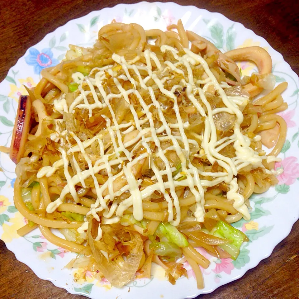 こがし醤油マヨのイカ焼きうどん。|tada-fさん