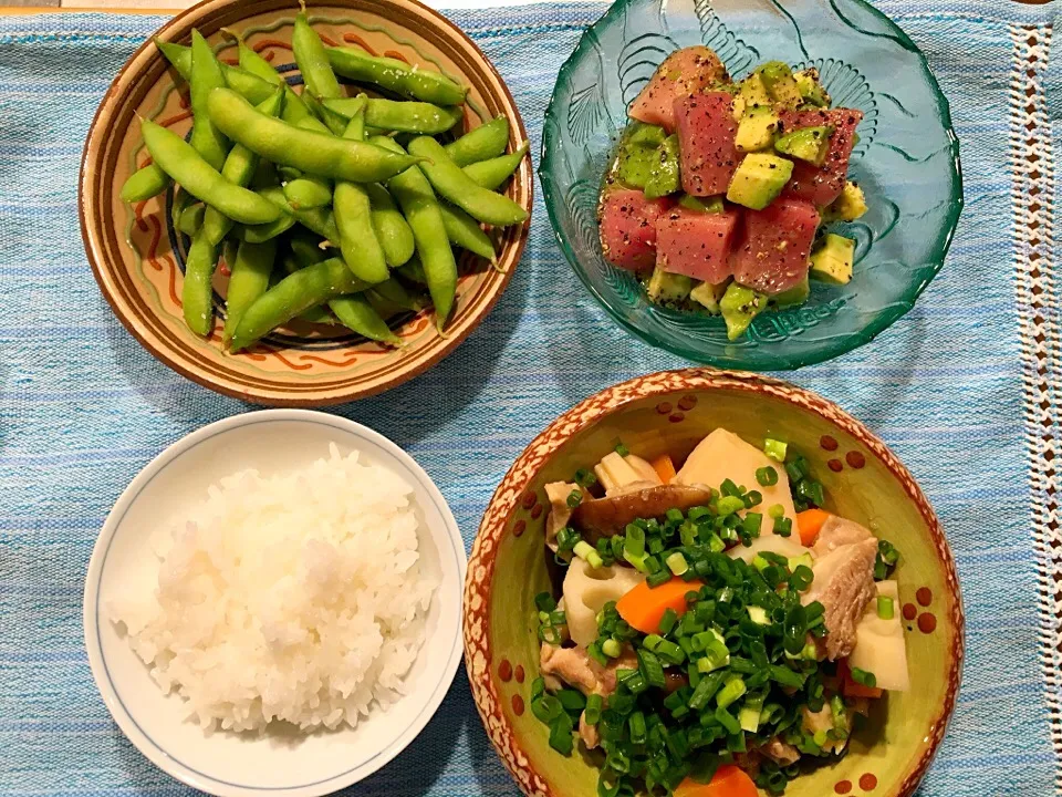 旦那出張おかえりスペシャル(^_^) 鳥肉煮物、アボカドマグロ、枝豆〜。切って煮るだけ〜切ってあえるだけ〜茹でるだけ〜|バナナ子さん