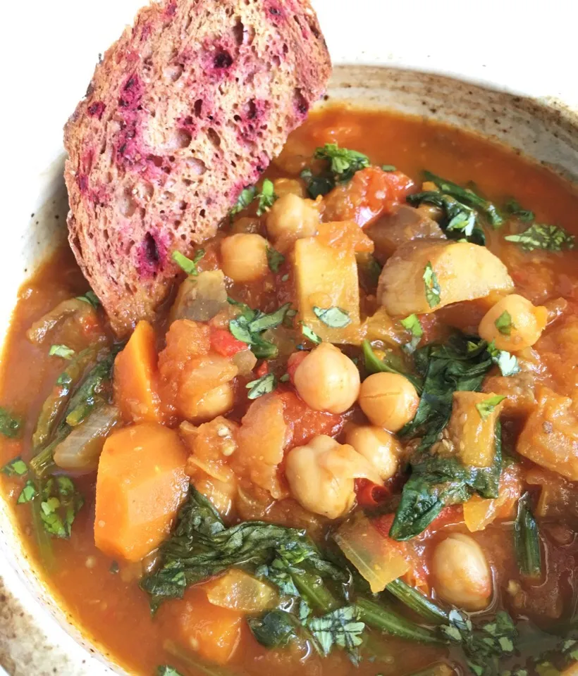 Spicy chickpea and eggplant stew|coxiella24さん