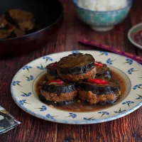 Snapdishの料理写真:Chinese Stuffed Aubergines/Eggplant in Black Bean Sauce.|Asianfoodadventureさん