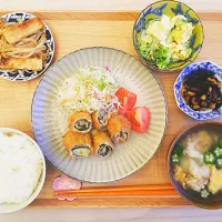 🍴豚肉の梅シソロール定食|ゆりぴさん