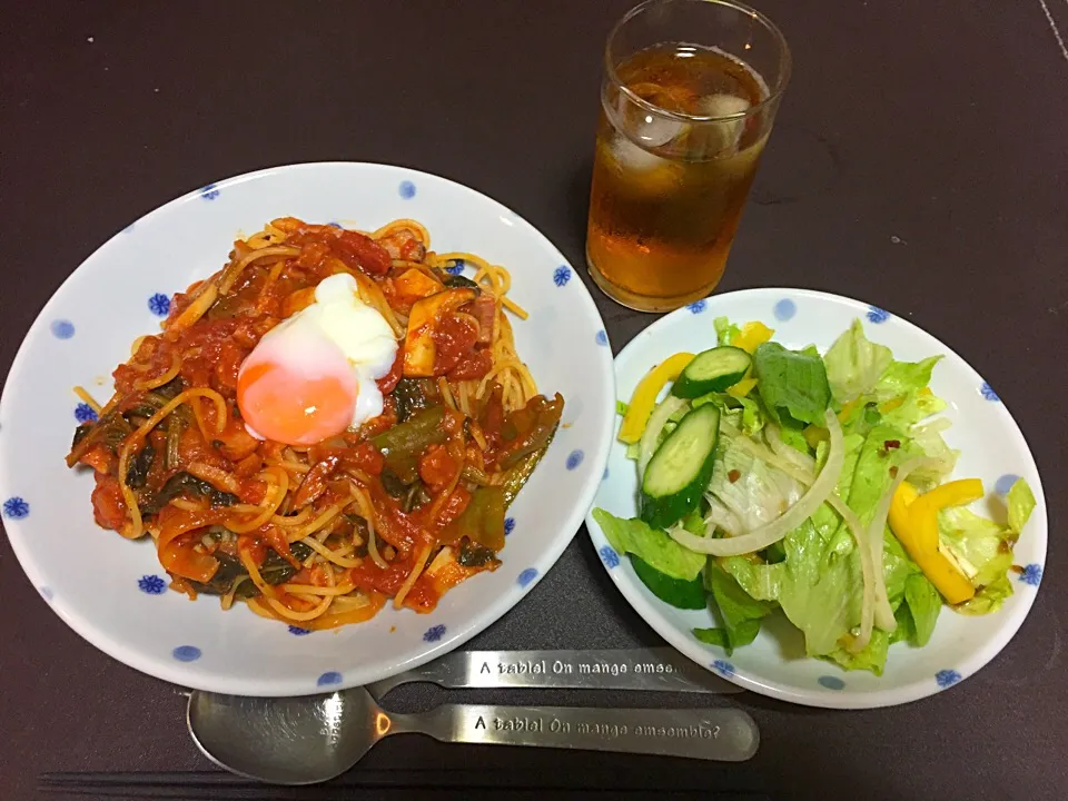 ベーコンといろいろ野菜のトマトパスタ|わいわいさん