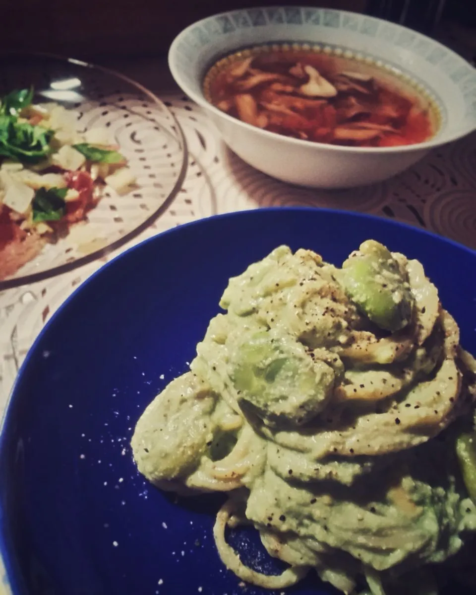 Snapdishの料理写真:・アボカドと枝豆豆腐のパスタ、空豆入り
・桜央里さんの料理 筍とパンチェッタのカルパッチョ風❣️
・トマトと舞茸のスープ|こいさんさん