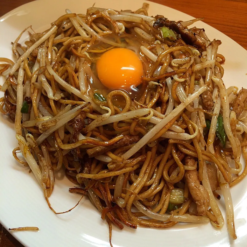 Snapdishの料理写真:両面焼きそば 中 生たまごトッピング@あぺたいと(馬喰町)|塩豚骨さん