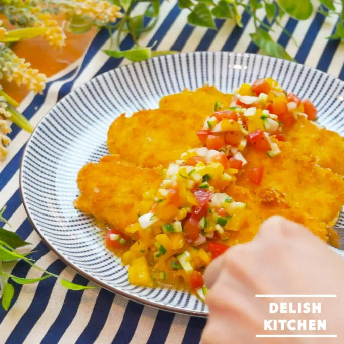 【動画】夏野菜で見た目も鮮やか！チーズささみカツレツの作り方　#delishkitchentv|DELISH KITCHENさん