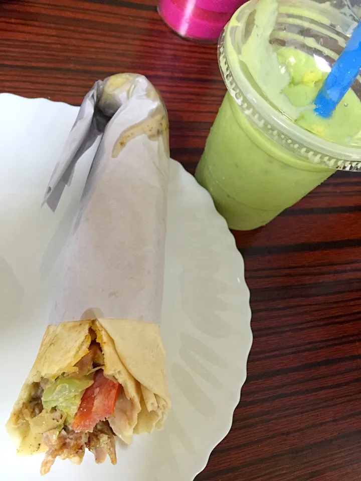 Chicken Kebab & Avocado Smoothie|Cehl Chiong Datuganさん