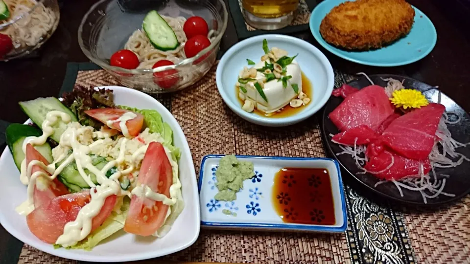 カレー味こんにゃく麺&コロッケ&冷奴&マグロの刺身|まぐろさん