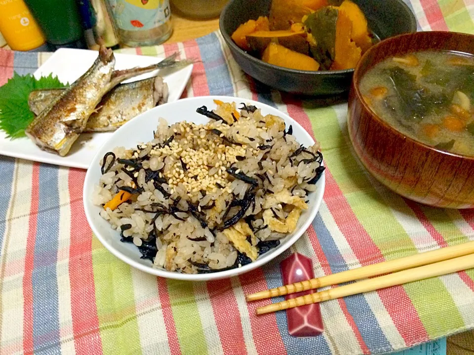 朝ごはん★秋刀魚の塩焼き、かぼちゃの煮物、ひじきごはん、みそ汁|ハルさん