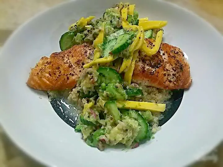 #SunBasket Salmon with Mango Salsa|Courtney Alizabet Riess Handelさん