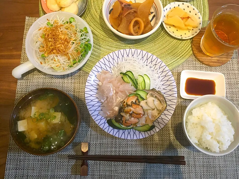 Snapdishの料理写真:義母さんから頂いたお刺身で簡単ごはん🐟|sayacoさん