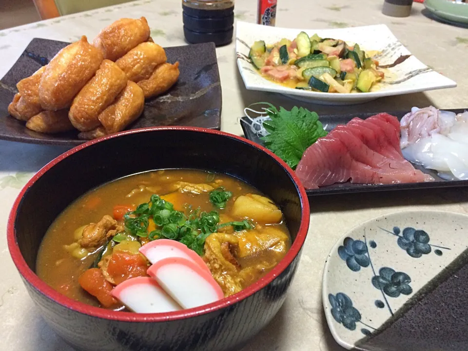 カレーの次の日はカレーうどんといなり寿司❤️|makoさん