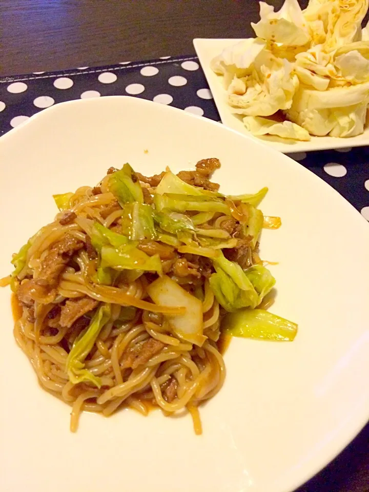 2016/06/23夜ご飯♡
こんにゃく麺でヘルシー焼そば★|かなさん