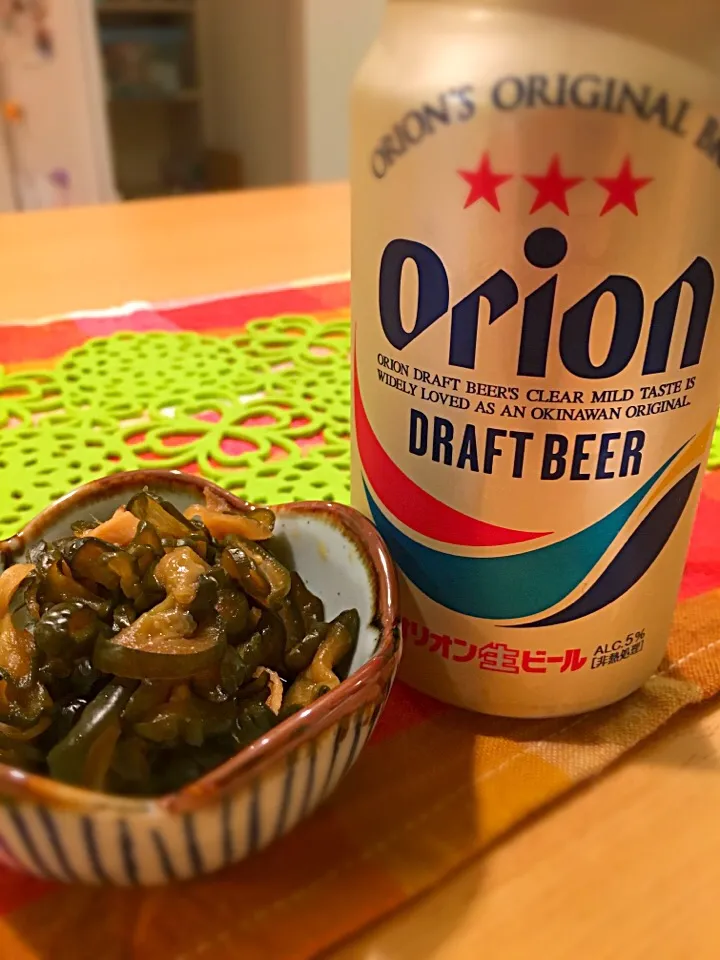 Snapdishの料理写真:#きゅうちゃん漬け#ビール
近所の漬物上手なおばちゃんからもらったきゅうちゃん漬け❤️すこし走ってから 沖縄土産のビールといただきましょう❤️|アリエッティさん