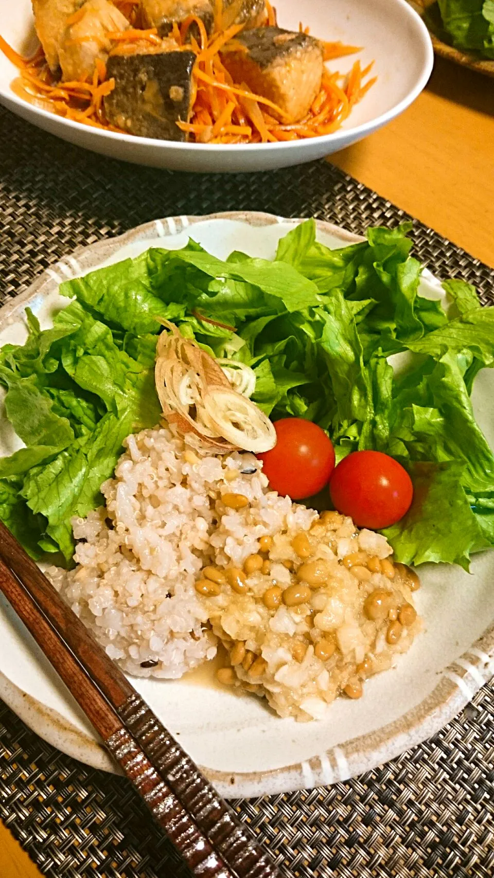 Snapdishの料理写真:十五穀米➕キヌア の納豆サラダご飯🌃🍴|ゆず( ˘ ³˘)♥さん