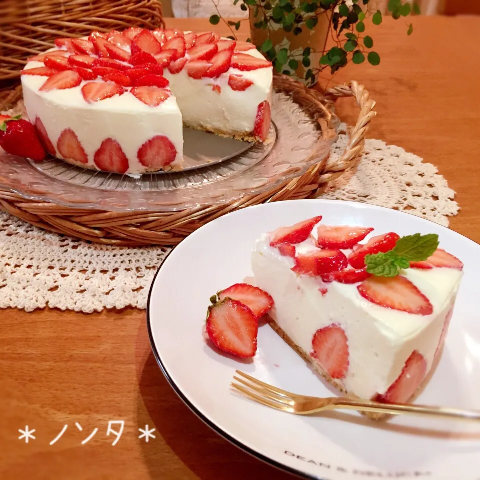 苺のレアチーズケーキ♡レシピ付＊|＊ノンタ＊さん